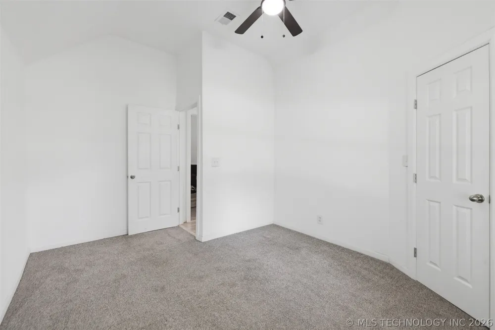 125 W Walnut Street Coweta, OK 74429