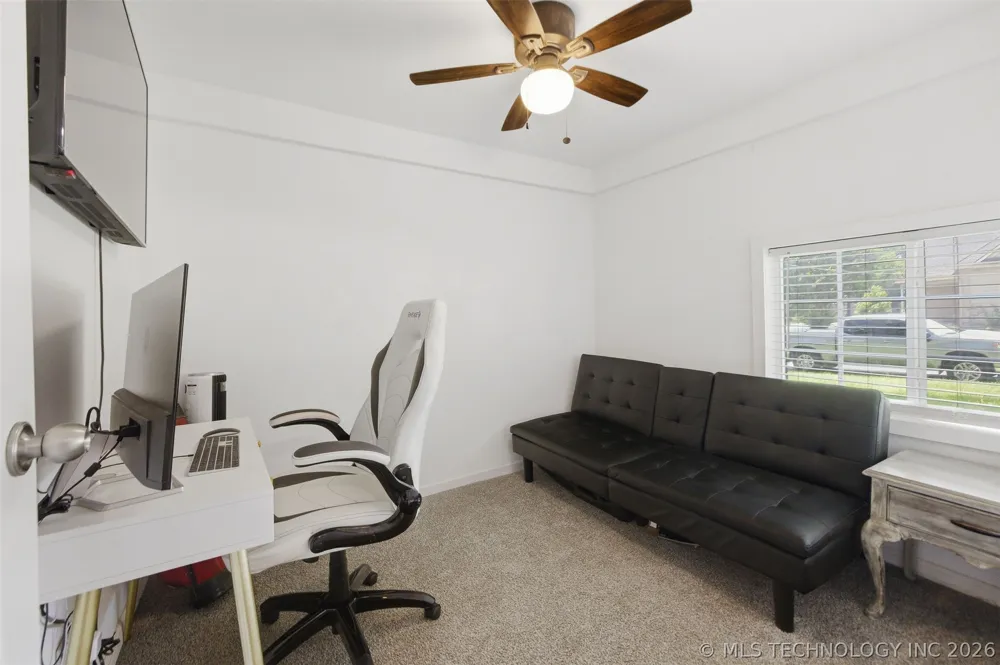 125 W Walnut Street Coweta, OK 74429