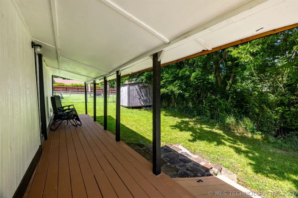 125 W Walnut Street Coweta, OK 74429
