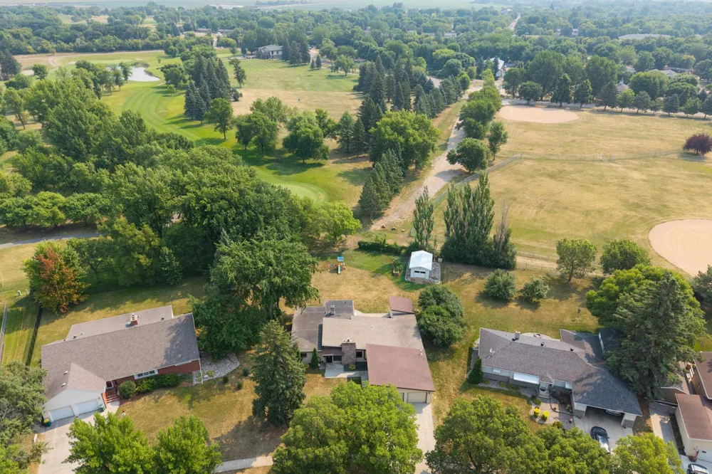 844 2nd Street Wahpeton, ND 58075