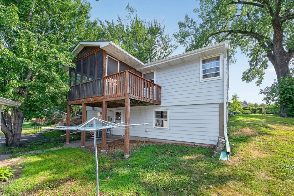 3860 2 1/2 STREET NE Columbia Heights, MN 55421