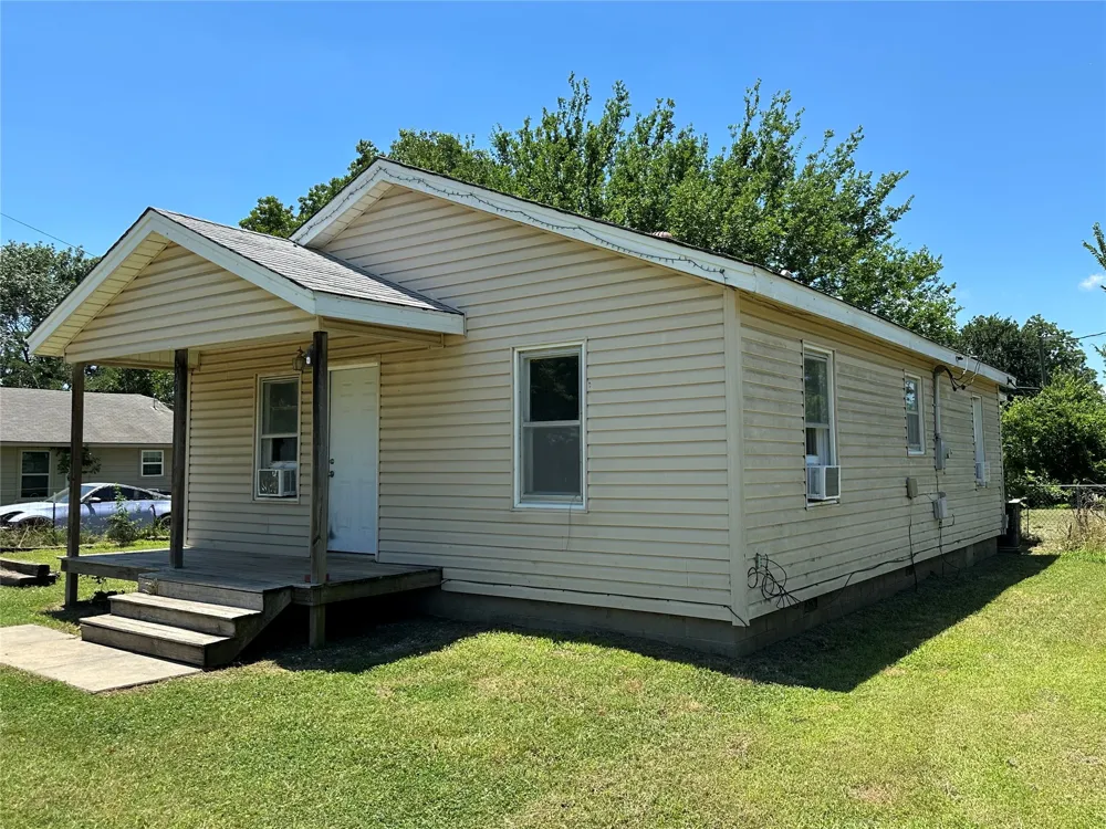 260 Walnut Stratford, OK 74872