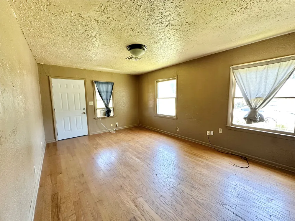 260 Walnut Stratford, OK 74872
