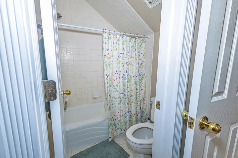 1404 Saddle Brook Drive Fort Gibson, OK 74434