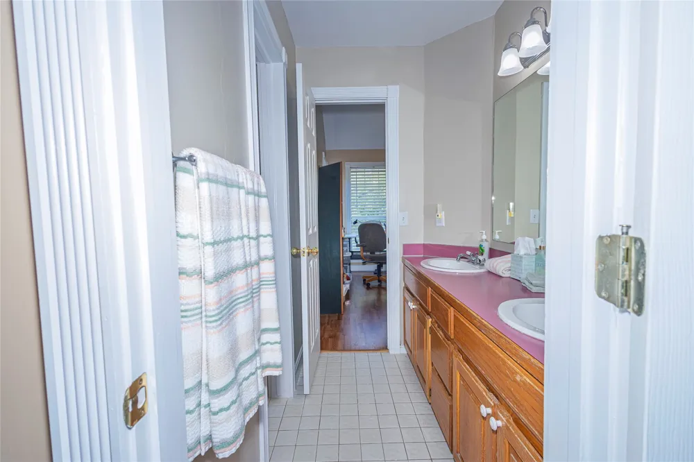 1404 Saddle Brook Drive Fort Gibson, OK 74434