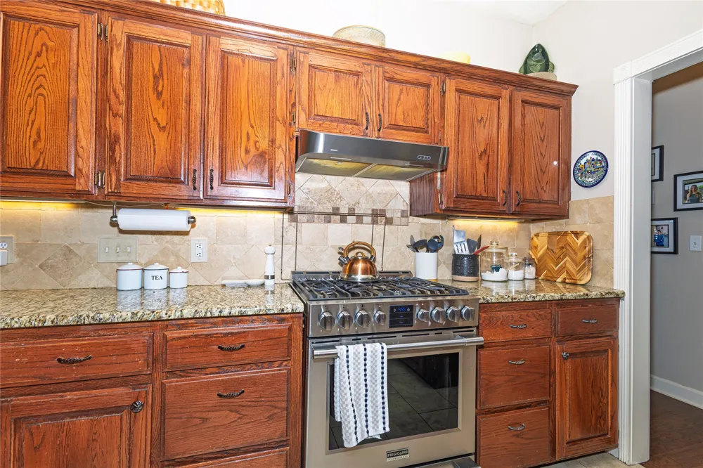 1404 Saddle Brook Drive Fort Gibson, OK 74434