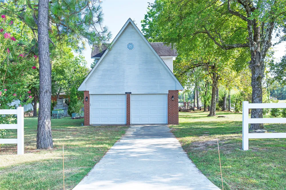 1404 Saddle Brook Drive Fort Gibson, OK 74434