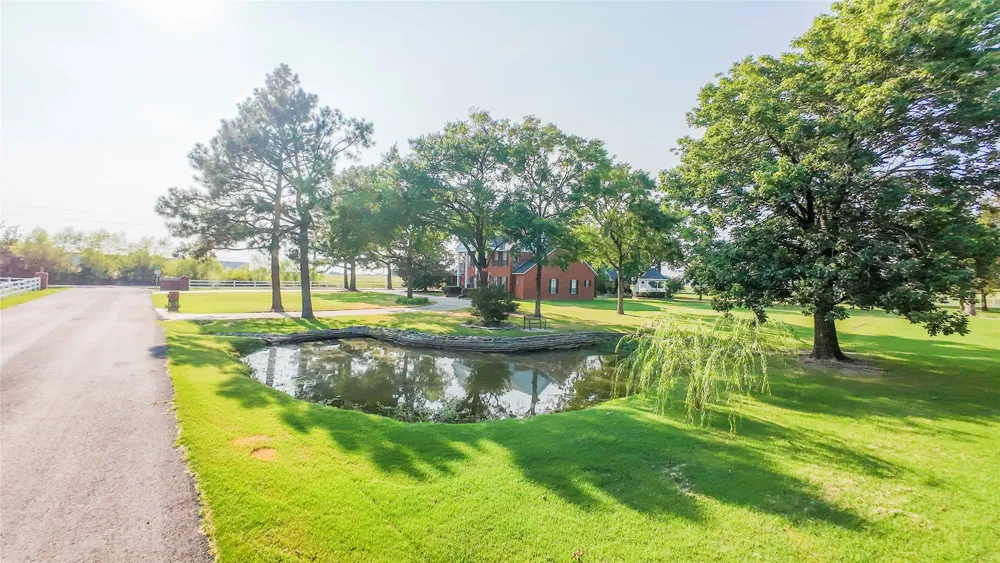 1404 Saddle Brook Drive Fort Gibson, OK 74434