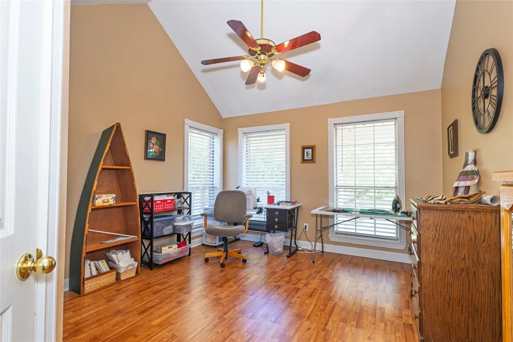 1404 Saddle Brook Drive Fort Gibson, OK 74434