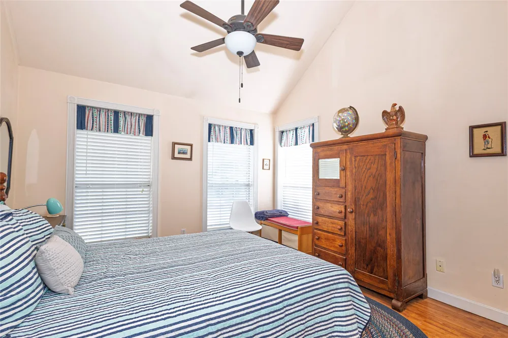 1404 Saddle Brook Drive Fort Gibson, OK 74434