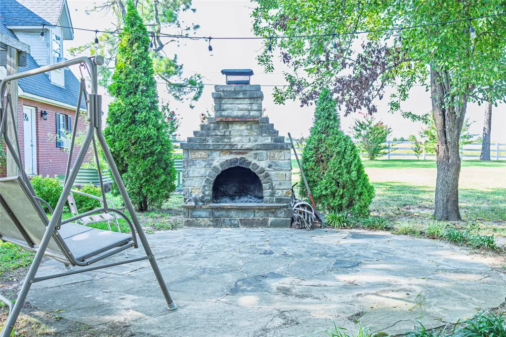1404 Saddle Brook Drive Fort Gibson, OK 74434