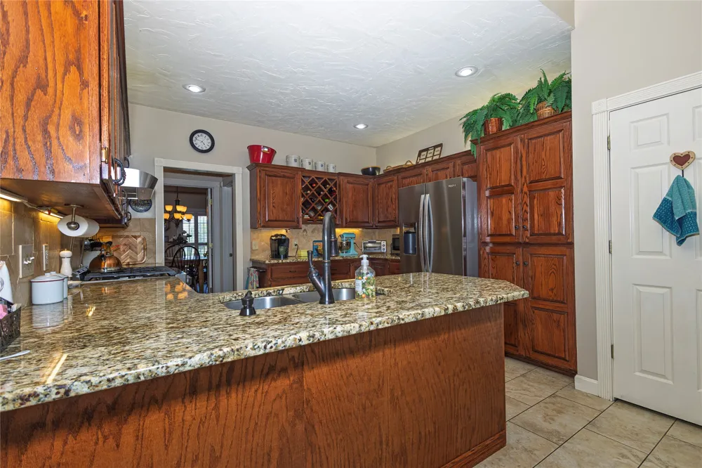 1404 Saddle Brook Drive Fort Gibson, OK 74434