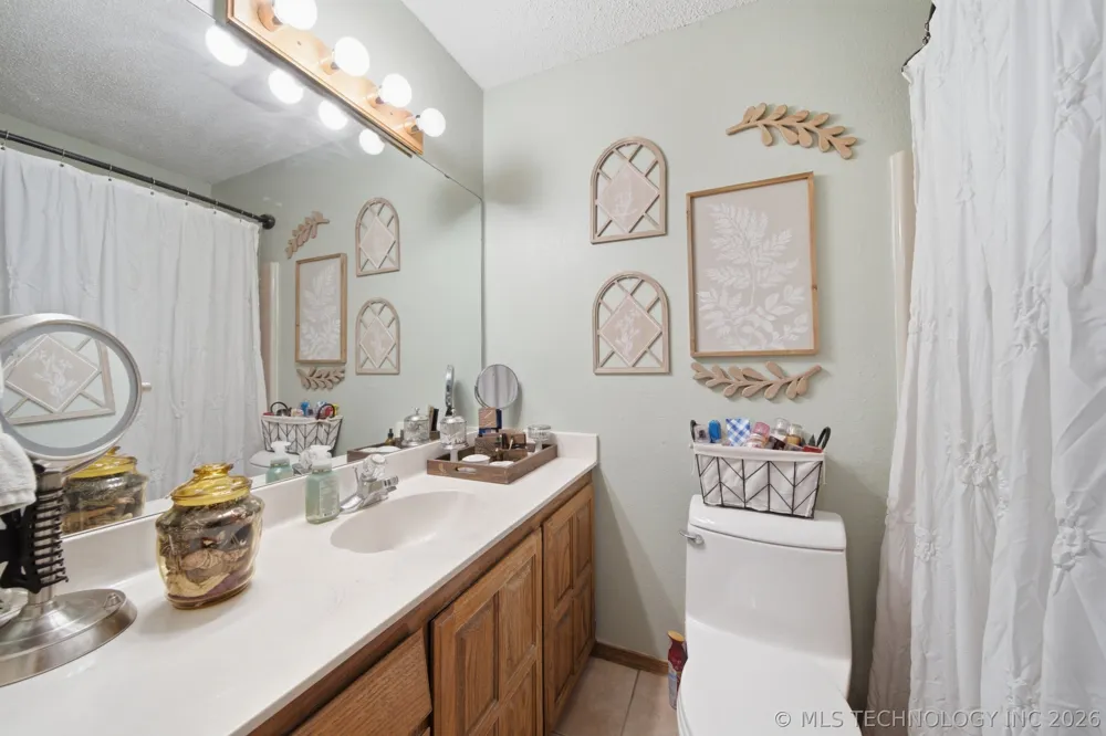 13192 S 209th West Avenue Sapulpa, OK 74066