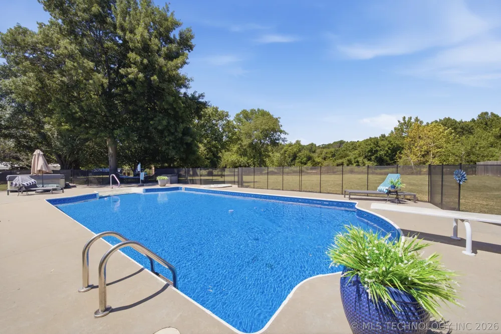 13192 S 209th West Avenue Sapulpa, OK 74066