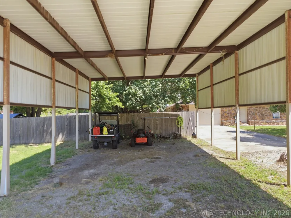 13192 S 209th West Avenue Sapulpa, OK 74066