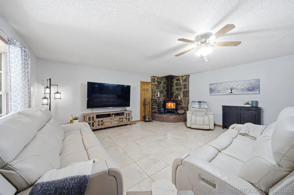 13192 S 209th West Avenue Sapulpa, OK 74066