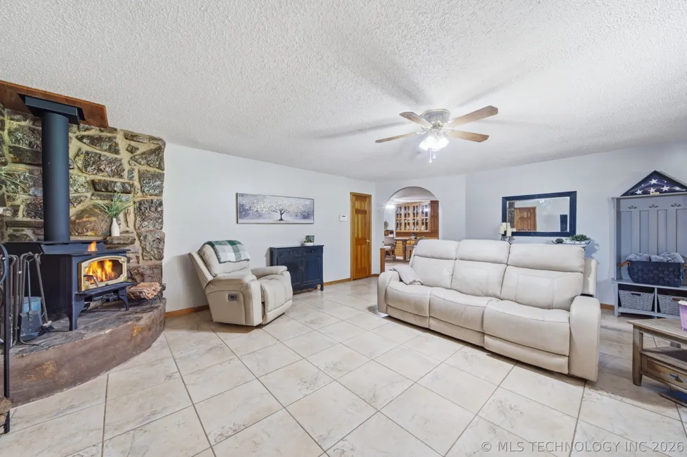 13192 S 209th West Avenue Sapulpa, OK 74066