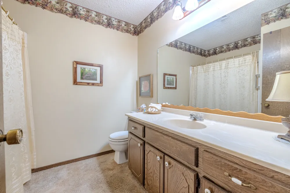 1808 Chambers Place Claremore, OK 74017
