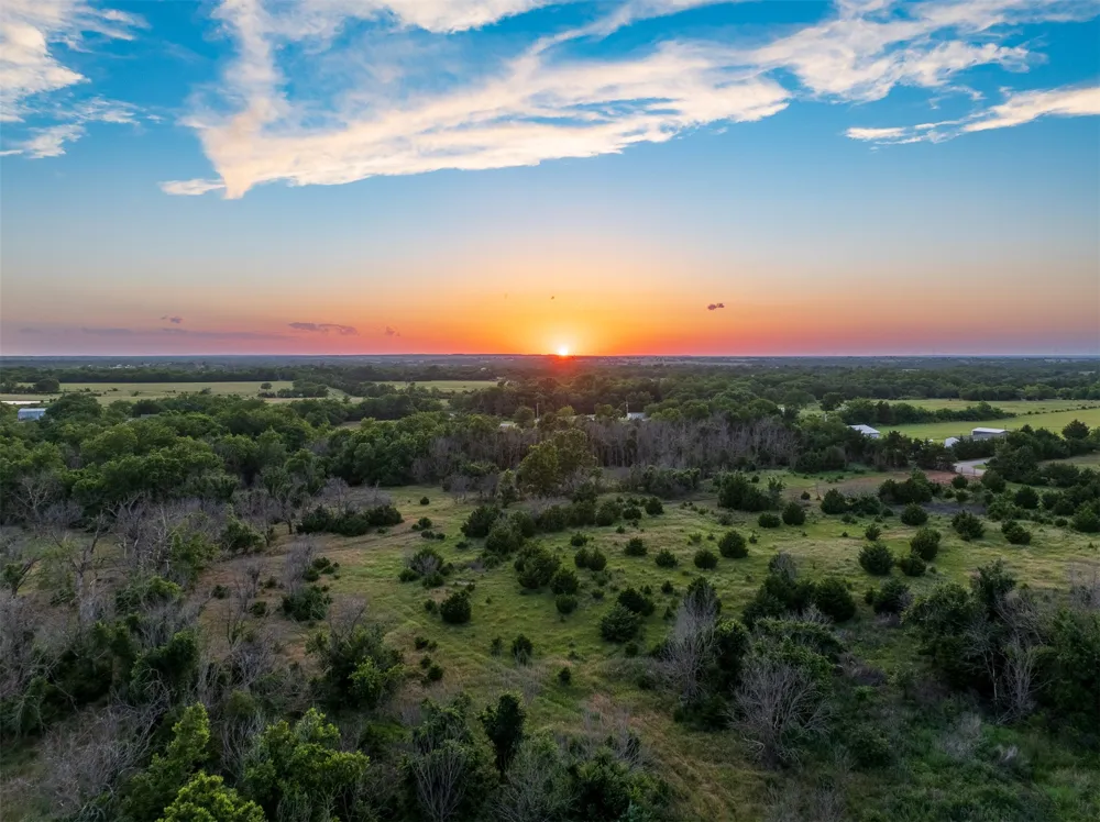 1 E Lone Chimney Road Glencoe, OK 74032