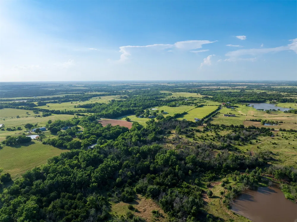 1 E Lone Chimney Road Glencoe, OK 74032