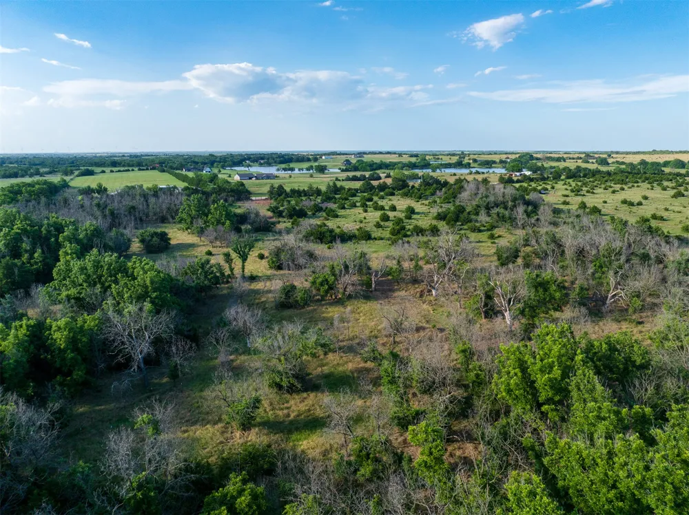 1 E Lone Chimney Road Glencoe, OK 74032