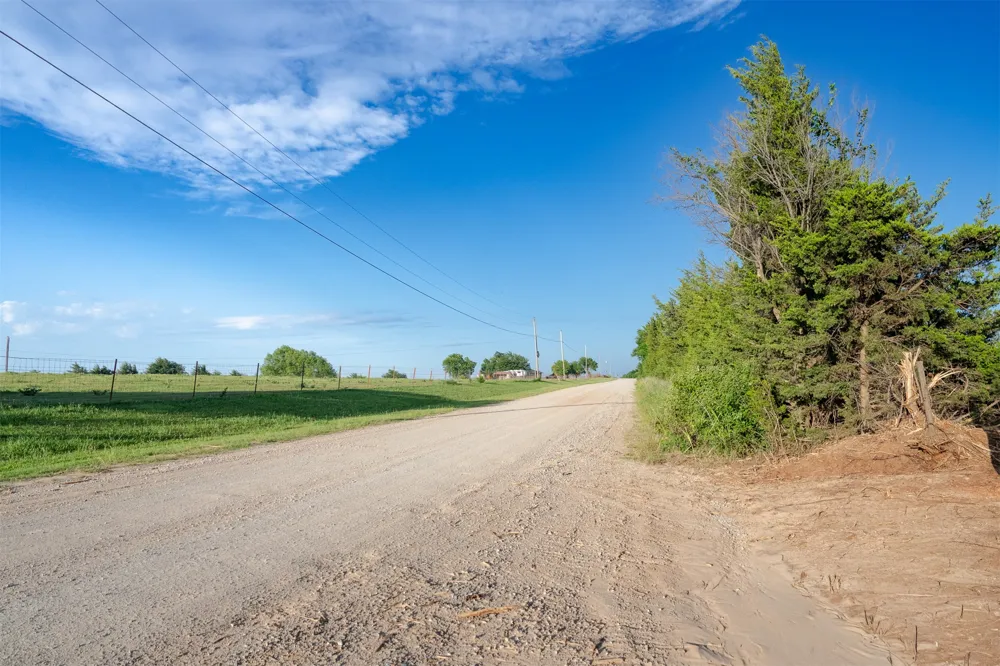 1 E Lone Chimney Road Glencoe, OK 74032