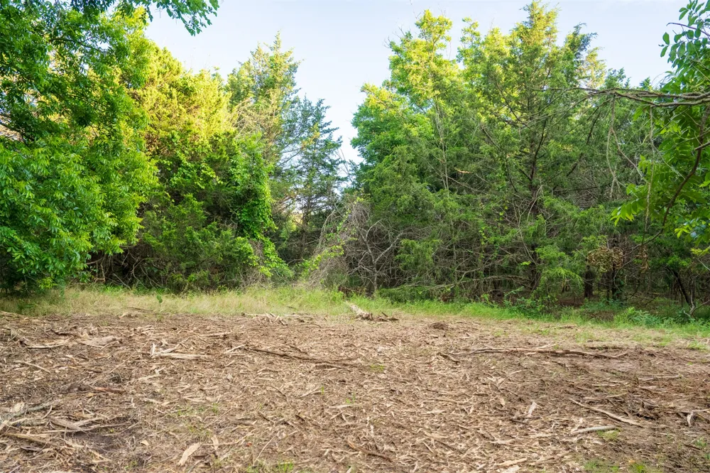 1 E Lone Chimney Road Glencoe, OK 74032