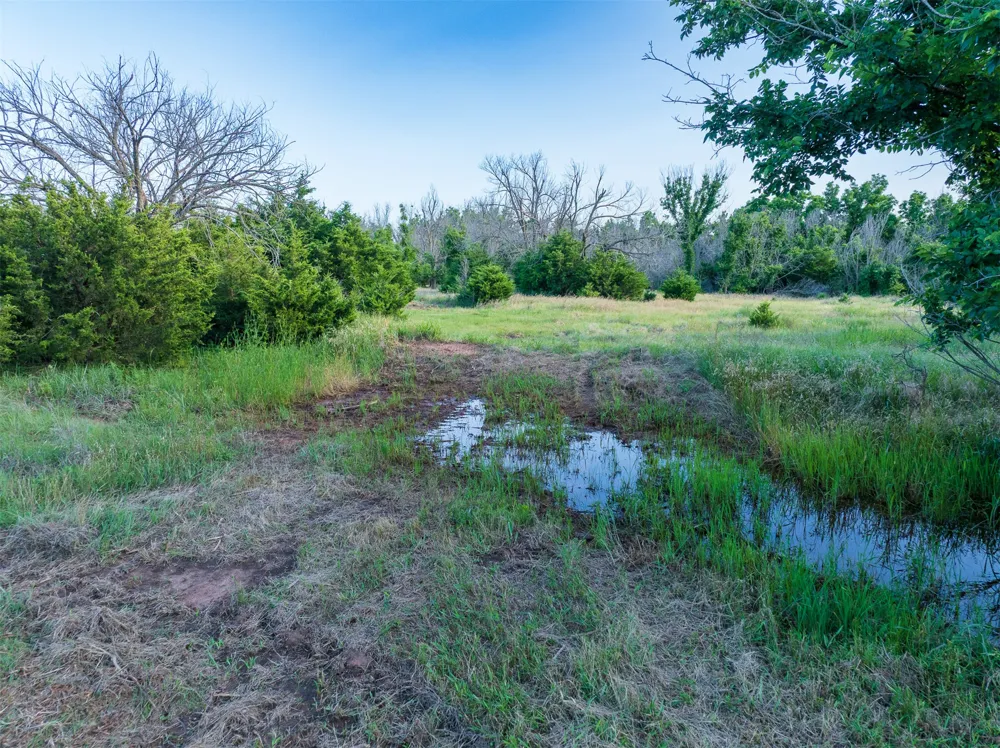 1 E Lone Chimney Road Glencoe, OK 74032