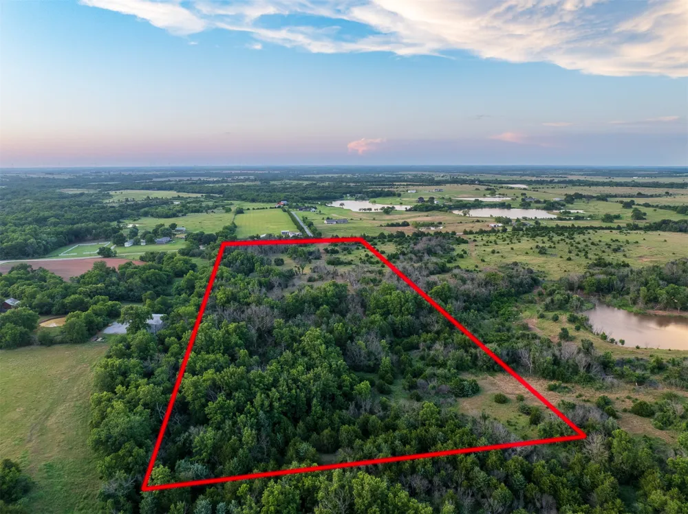 1 E Lone Chimney Road Glencoe, OK 74032