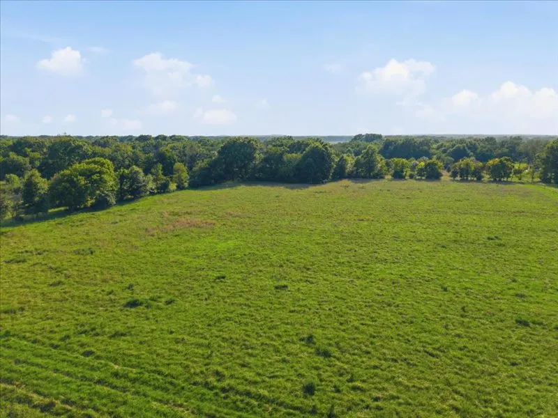 225 ROAD Wagoner, OK 74467
