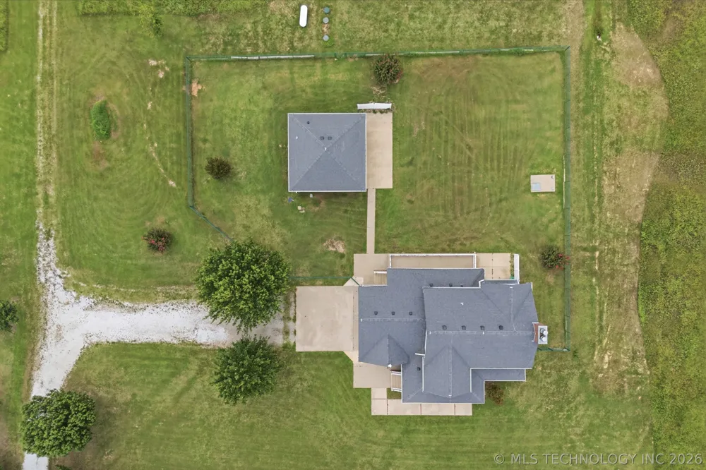 18880 S 270 ROAD Morris, OK 74445