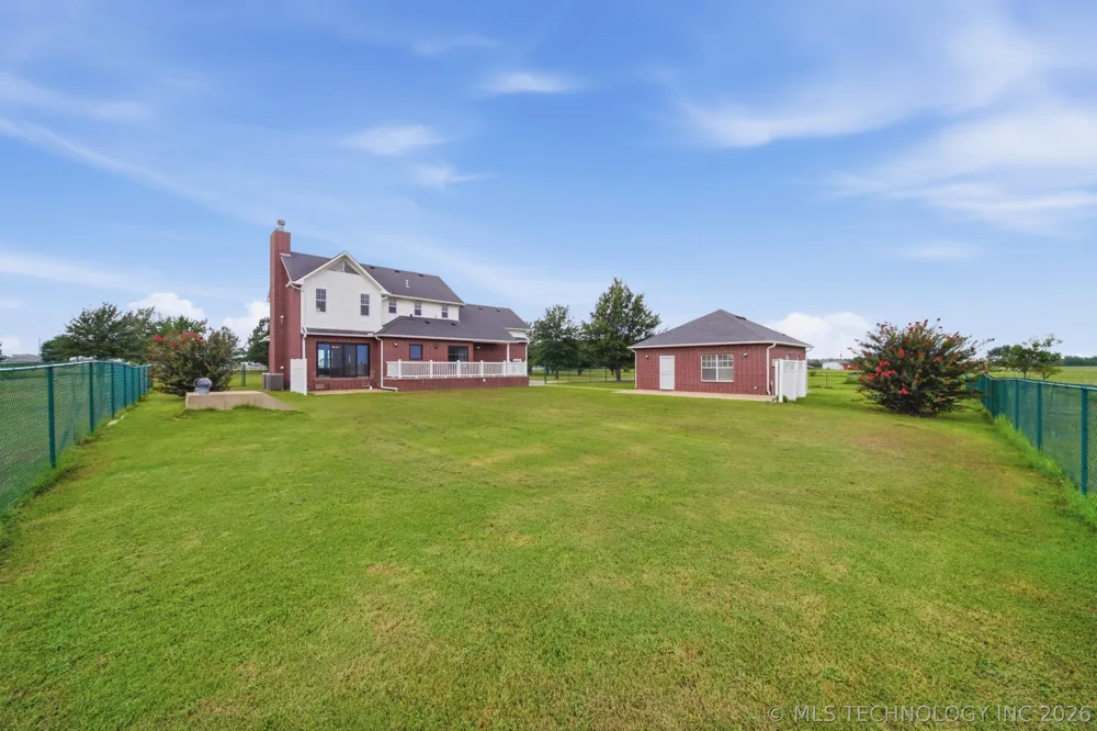 18880 S 270 ROAD Morris, OK 74445