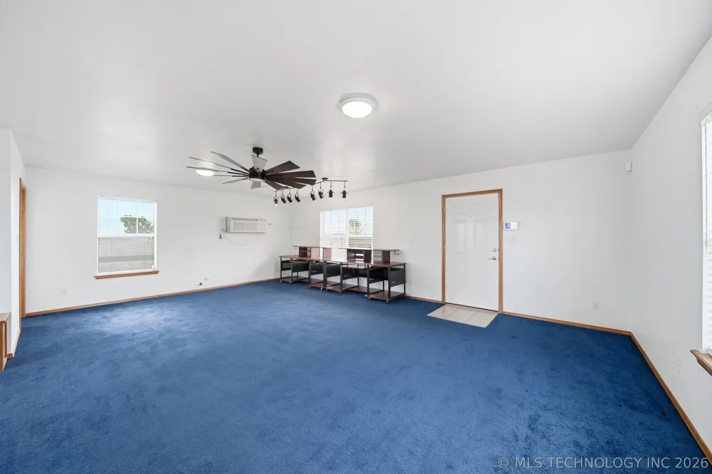 18880 S 270 ROAD Morris, OK 74445