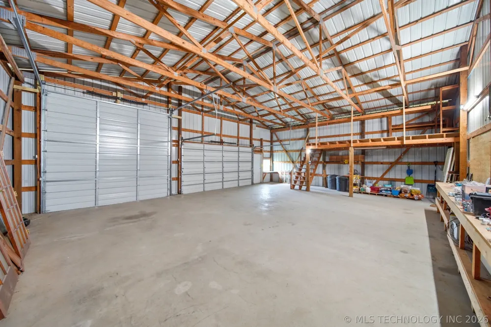 18880 S 270 ROAD Morris, OK 74445
