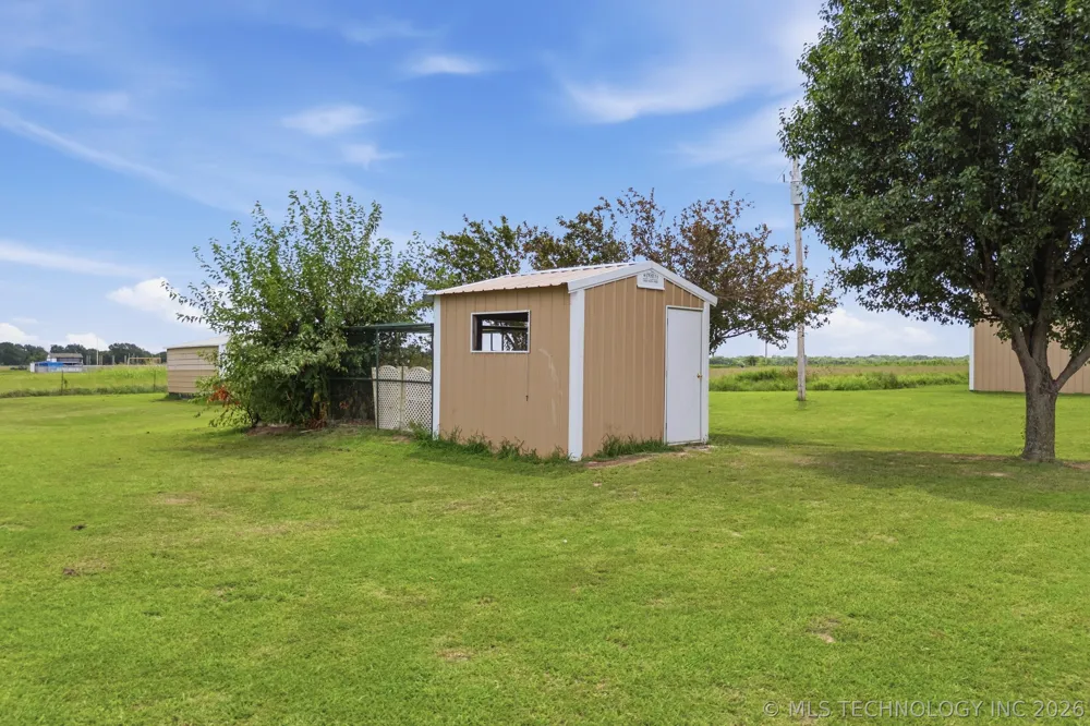 18880 S 270 ROAD Morris, OK 74445