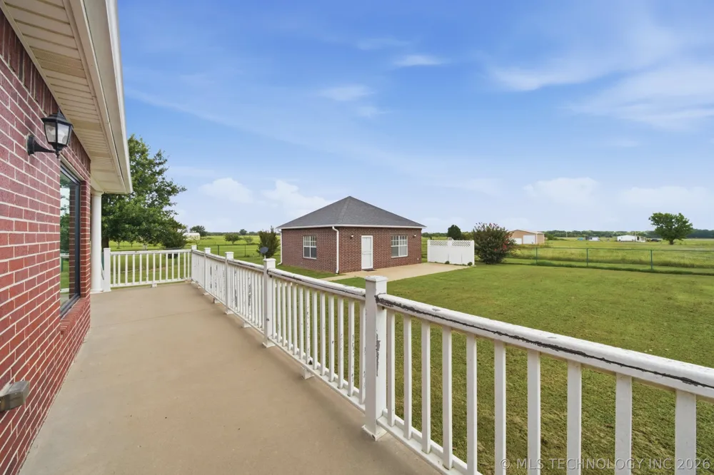 18880 S 270 ROAD Morris, OK 74445