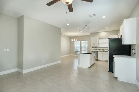 615 Spring Street #3
