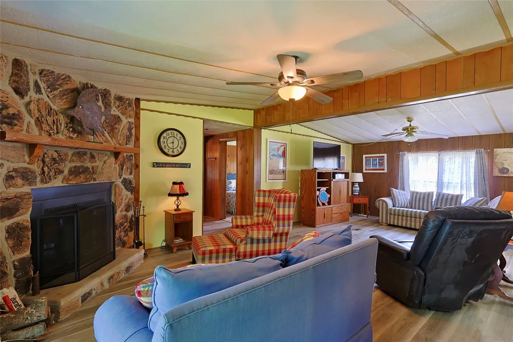 291 Hamilton Road Eufaula, OK 74432