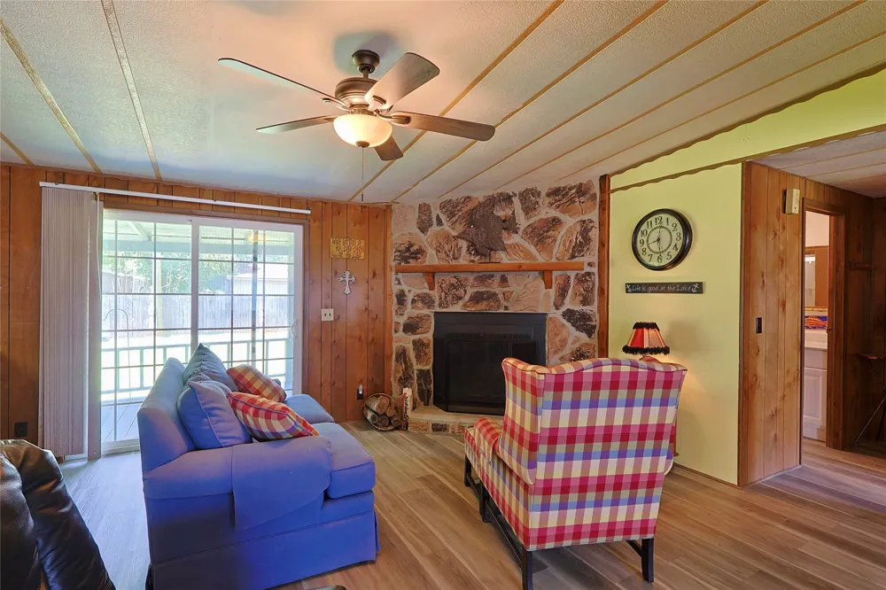 291 Hamilton Road Eufaula, OK 74432