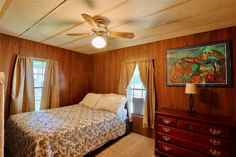 291 Hamilton Road Eufaula, OK 74432