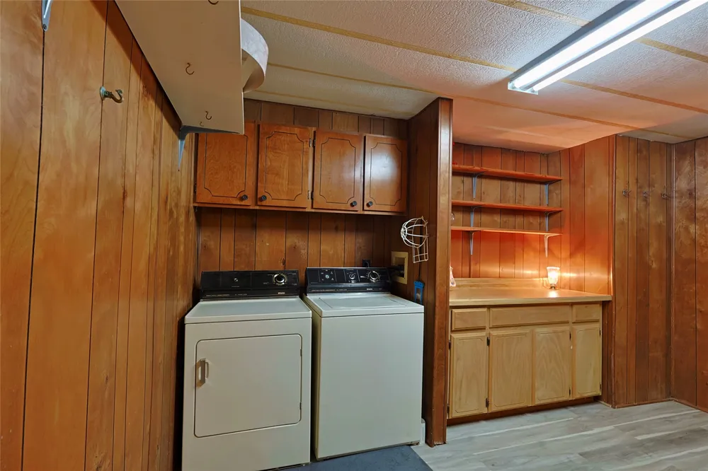 291 Hamilton Road Eufaula, OK 74432