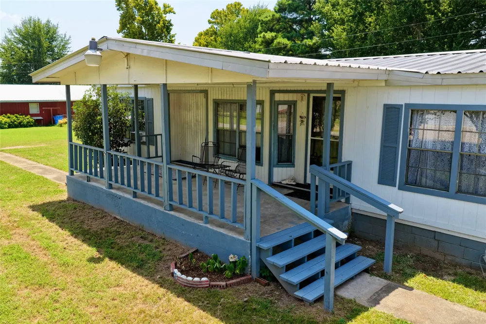 291 Hamilton Road Eufaula, OK 74432