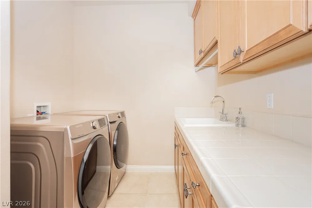 12097 Oakland Hills Drive Las Vegas, NV 89141