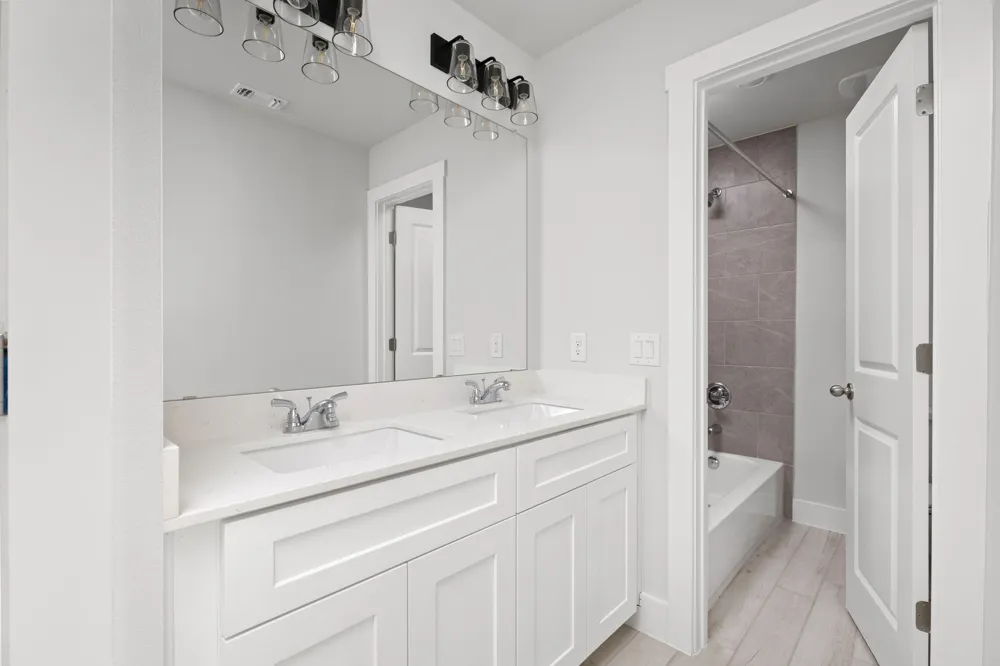113 Little Tenina Trail Cedar Creek, TX 78612