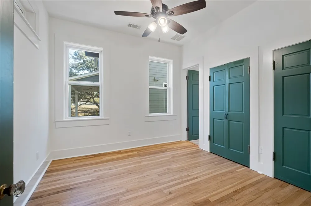 702 W Gibson Street Austin, TX 78704