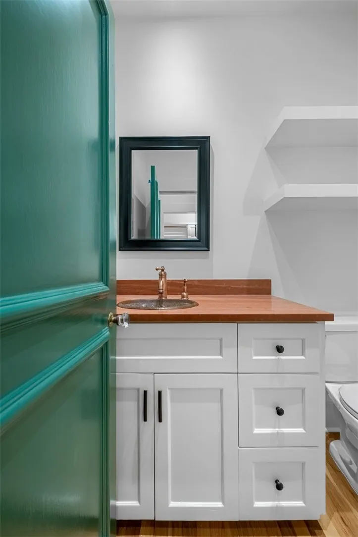 702 W Gibson Street Austin, TX 78704