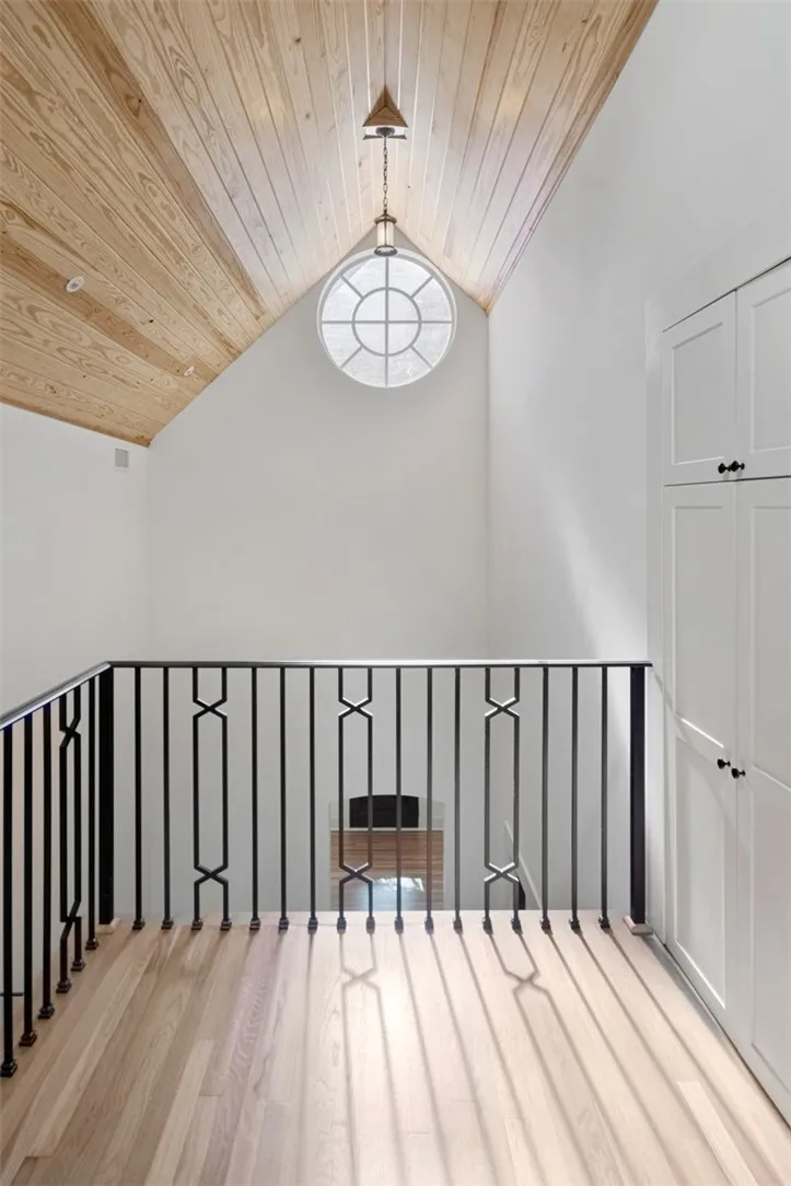 702 W Gibson Street Austin, TX 78704