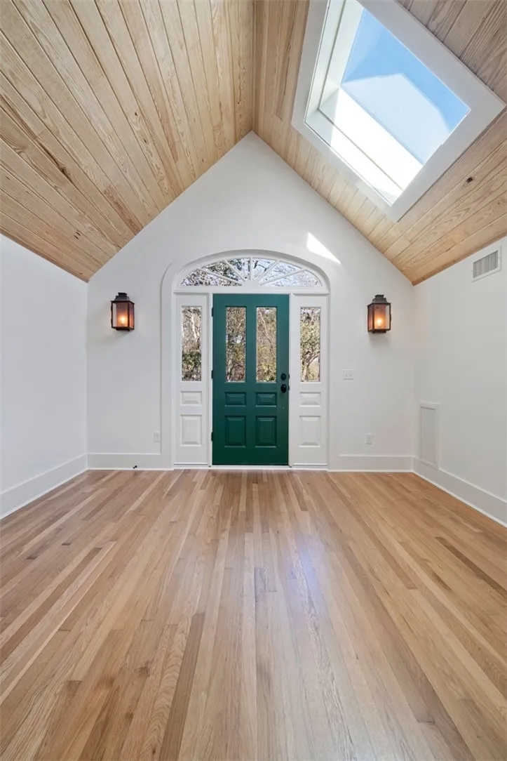 702 W Gibson Street Austin, TX 78704