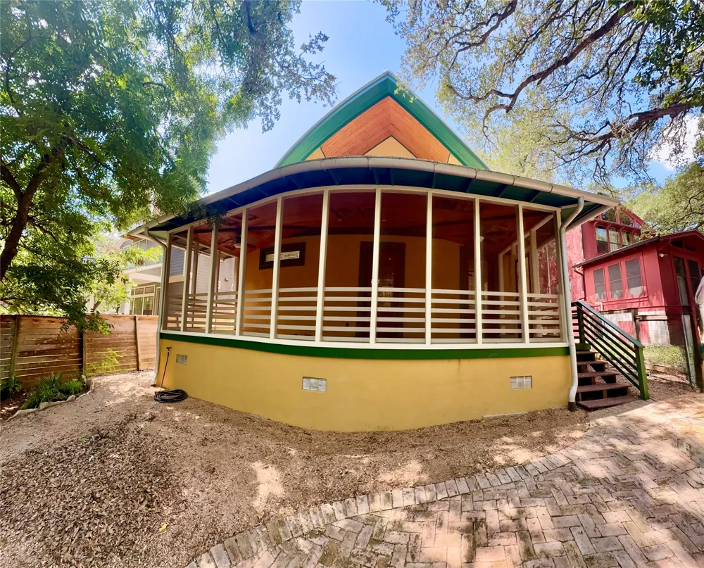 702 W Gibson Street Austin, TX 78704