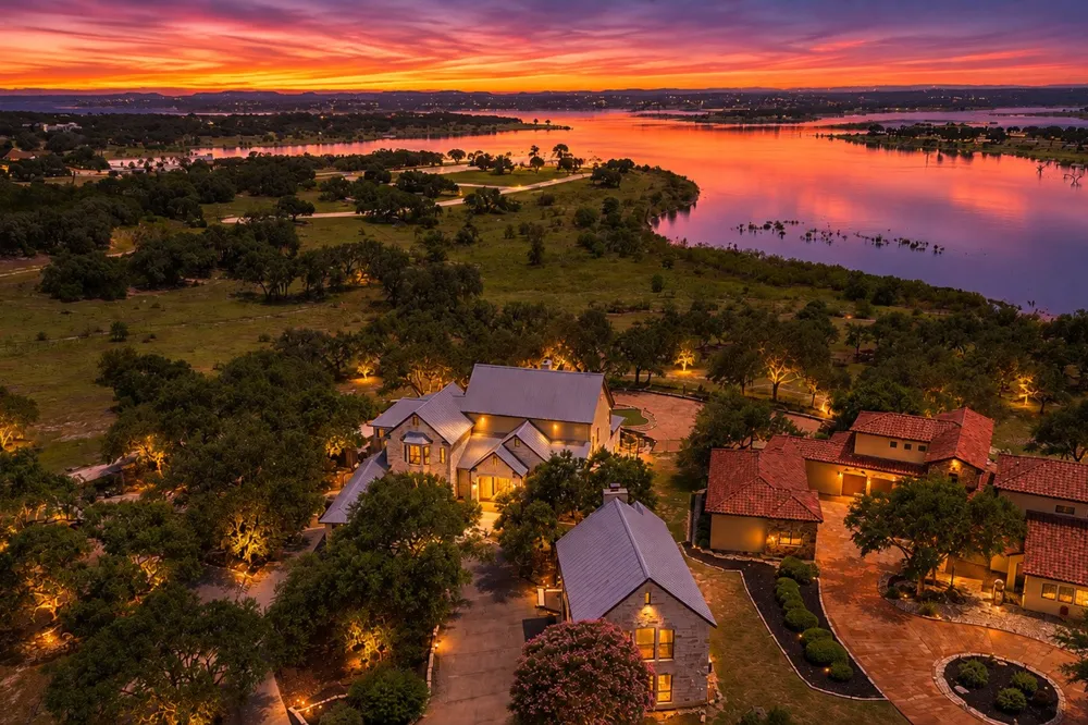 185 Shimmering Shore Court Spring Branch, TX 78070